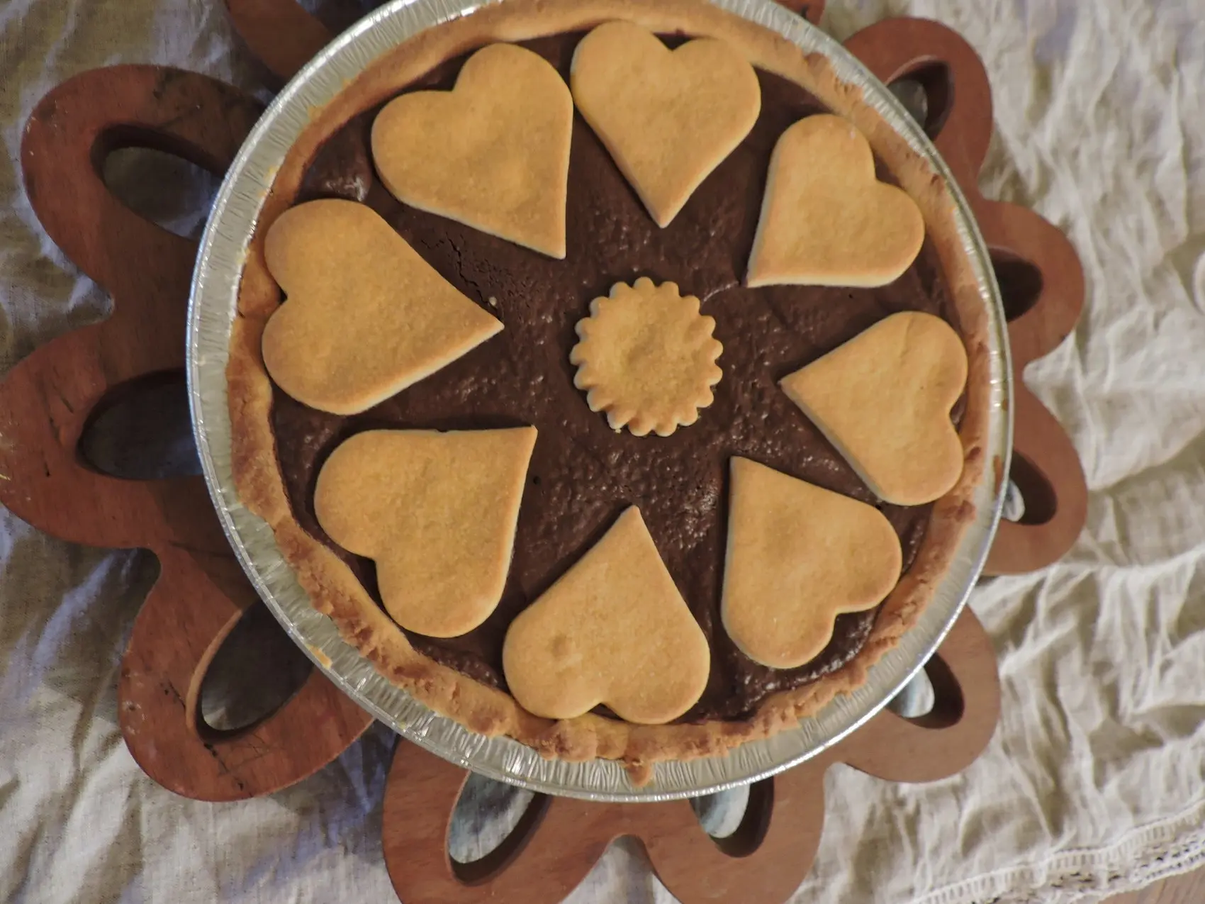 Crostata alla Nutella con i cuori di pasta frolla
