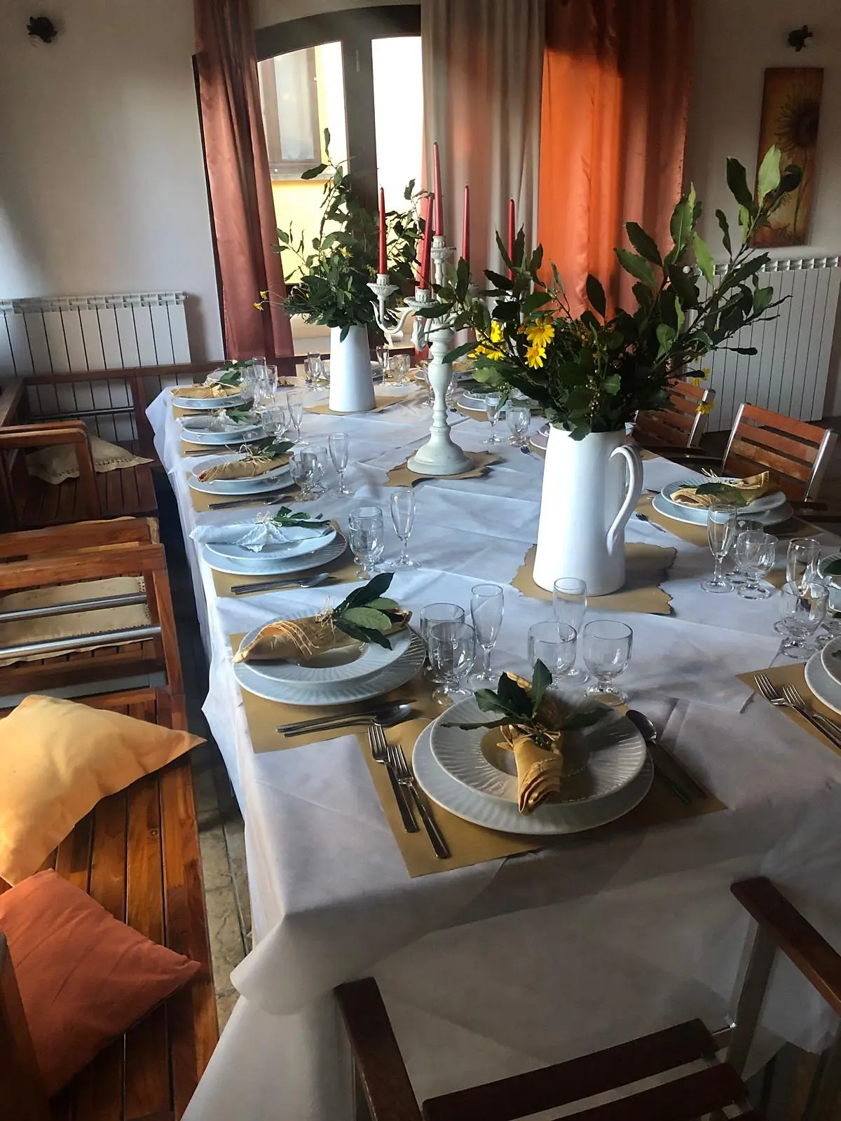 The table laid for lunch in the room