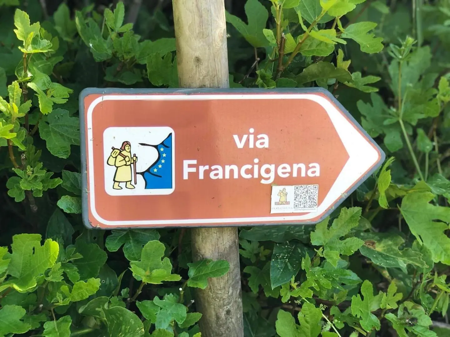 A via Francigena waymark